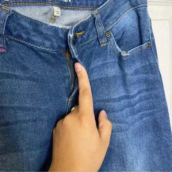 IDYLLWIND Women’s Low Rise Boot Cut Mid Wash Denim Jeans Sz 4 - Picture 4 of 7